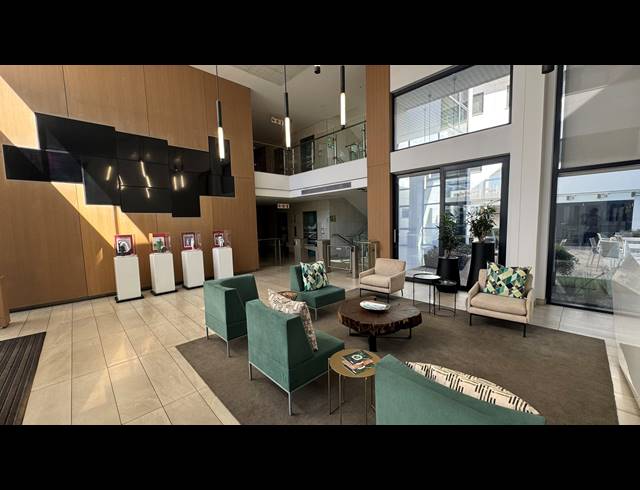 2,301M² OFFICE TO LET IN ROSEBANK